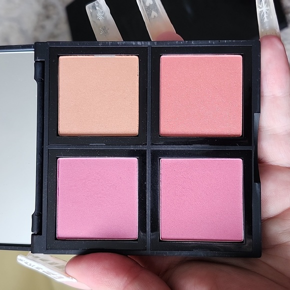Elf blush palette - Picture 2 of 3